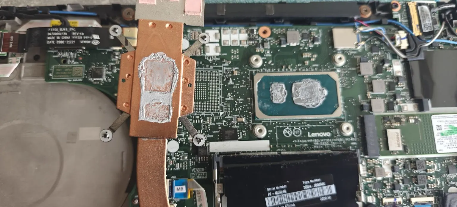 Schimbare pastă termică CPU GPU laptop desktop București - reducere temperaturi MIRO Soft premium